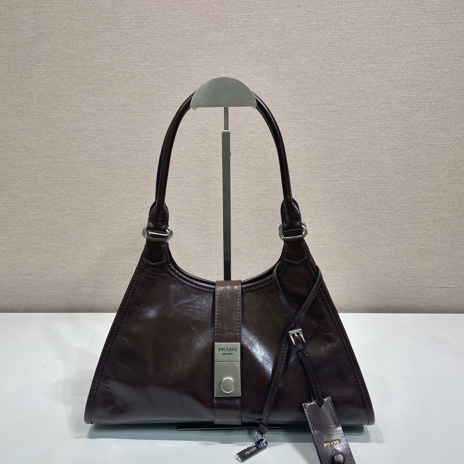 Pra*a top handle bags